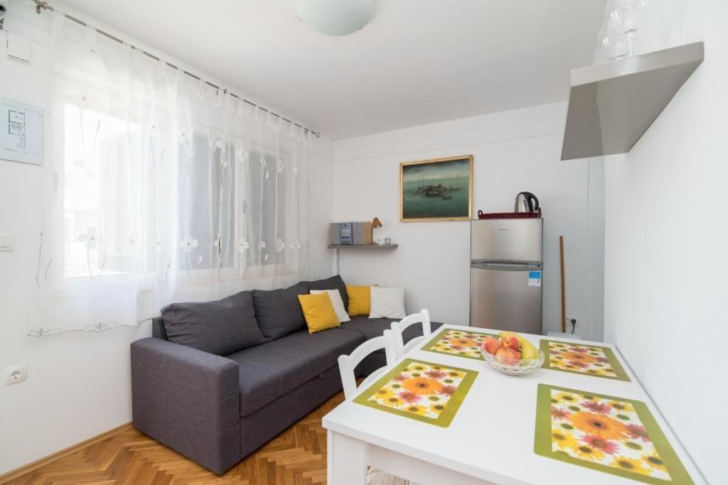 Apartments Natasa 수페타르 외부 사진