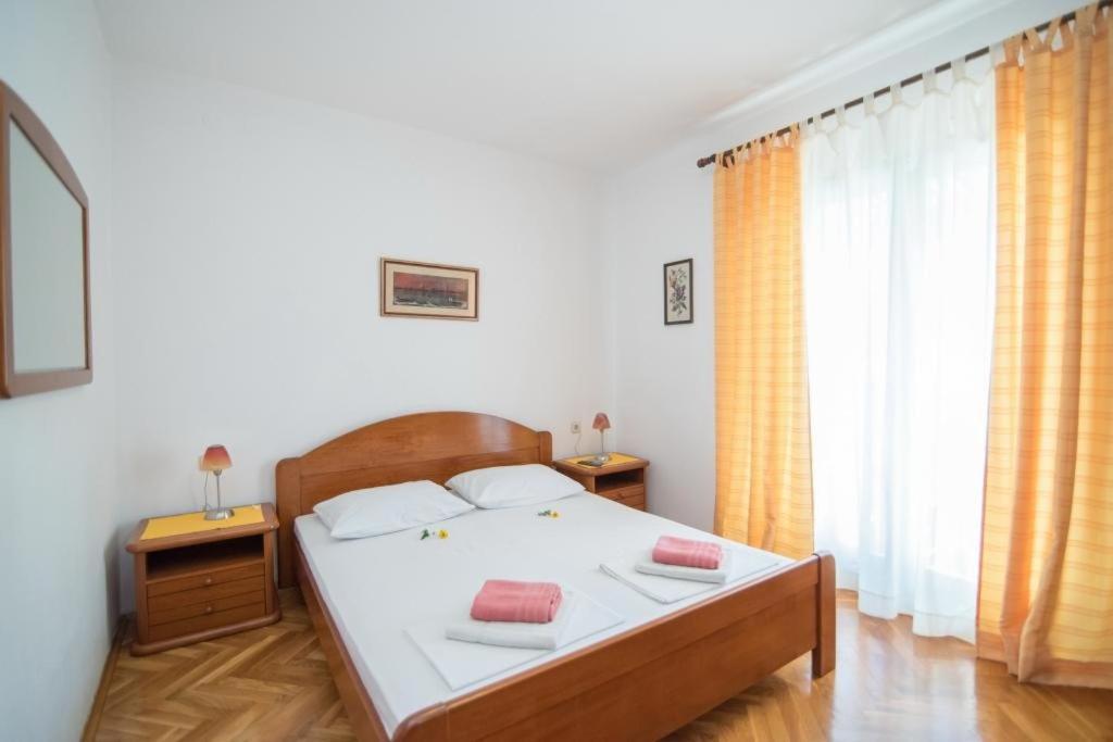 Apartments Natasa 수페타르 외부 사진