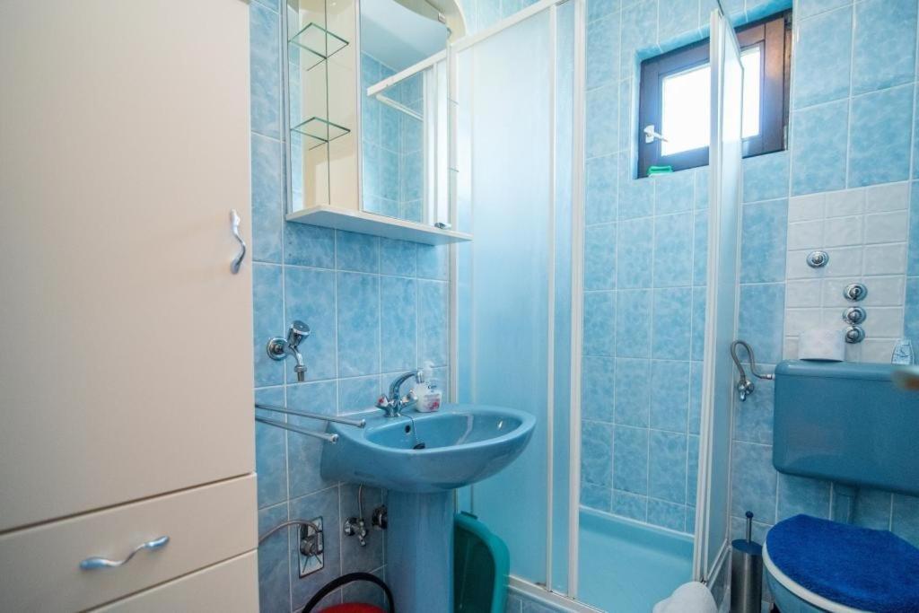 Apartments Natasa 수페타르 외부 사진